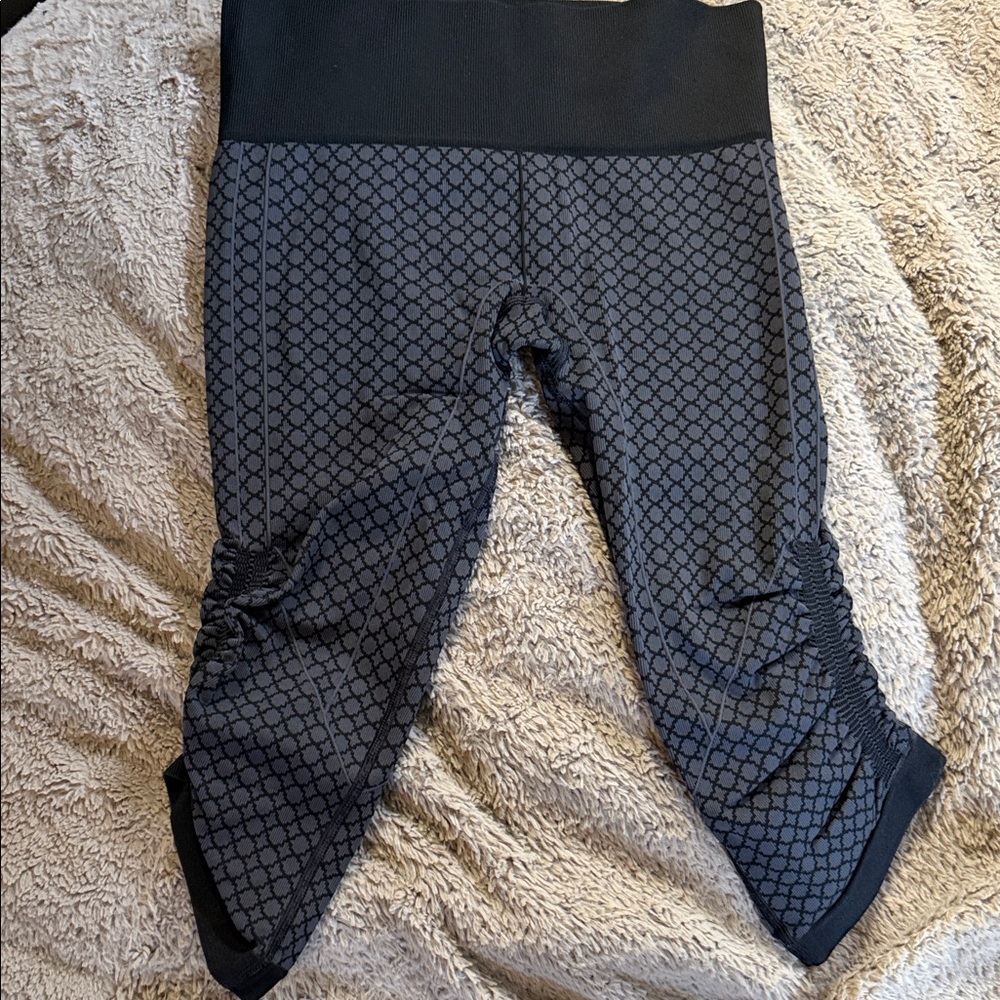 Lululemon Athletica Dark Gray Geometric Athletic Shorts